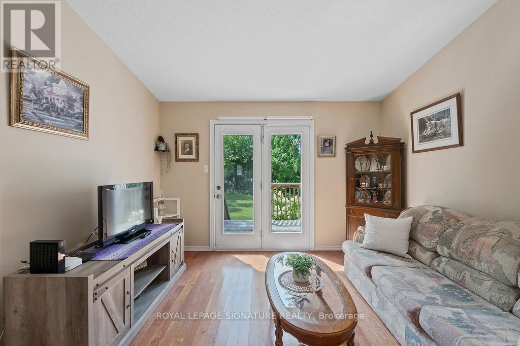 Photo 13 of 18 510 Queensway West, Norfolk ON