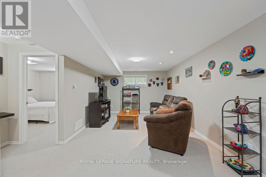 Photo 16 of 18 510 Queensway West, Norfolk ON