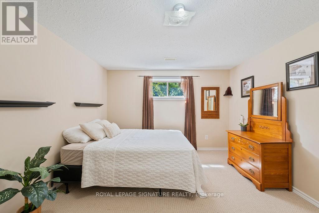 Photo 17 of 18 510 Queensway West, Norfolk ON