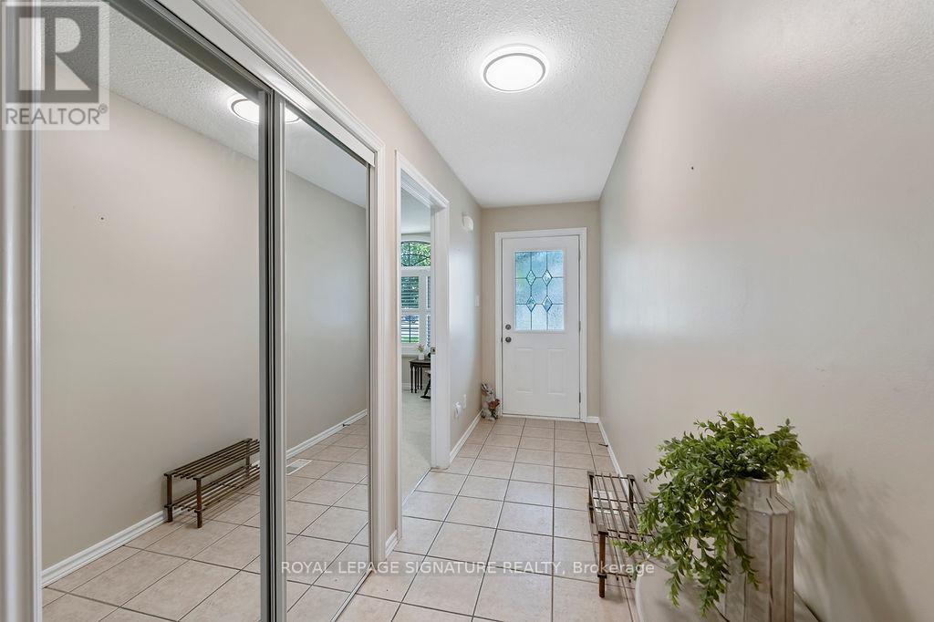 Photo 3 of 18 510 Queensway West, Norfolk ON