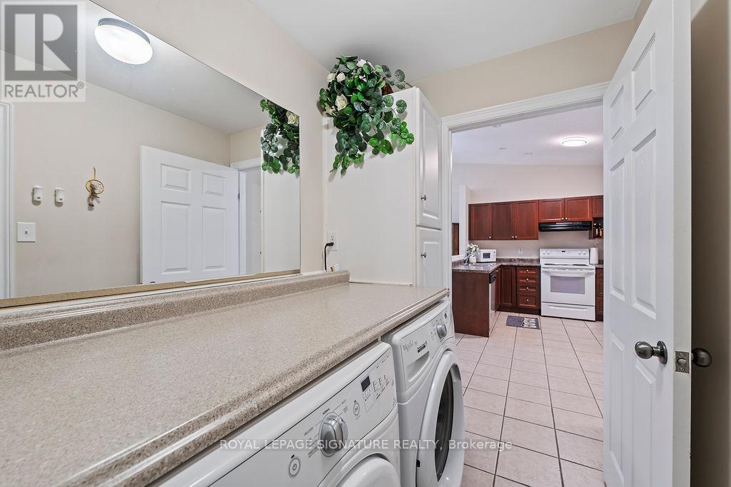 Photo 9 of 18 510 Queensway West, Norfolk ON