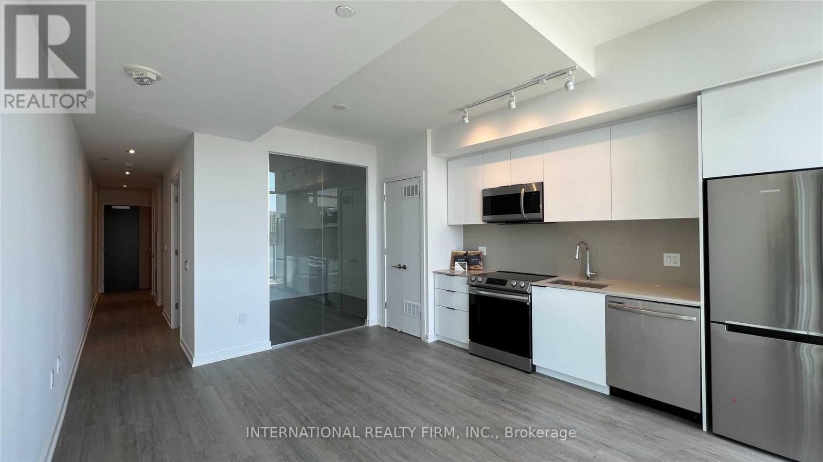 Photo 7 of 513 50 Power Street, Toronto ON
