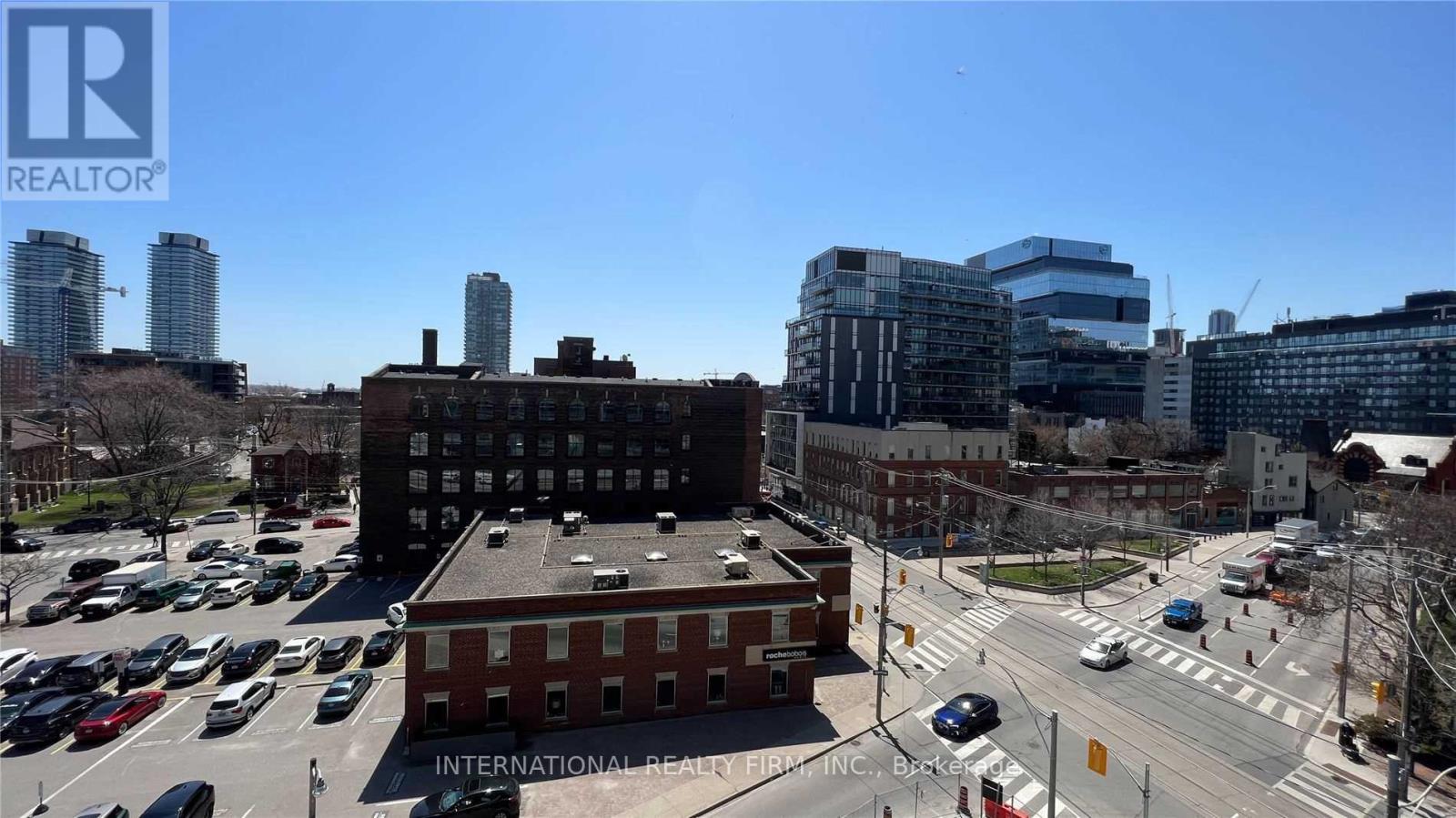Photo 4 of 513 50 Power Street, Toronto ON