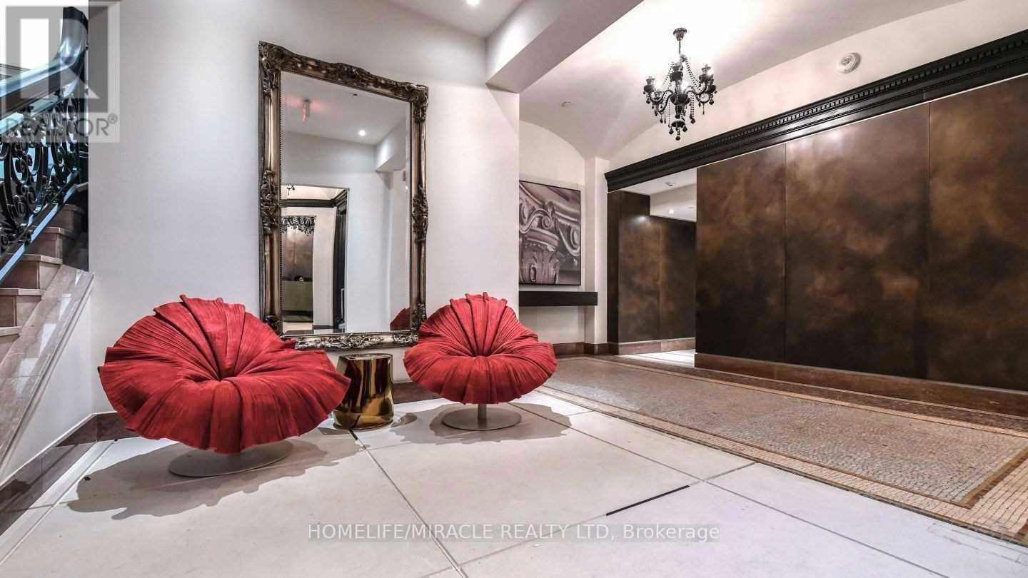 Photo 31 of 3409 197 Yonge Street, Toronto ON