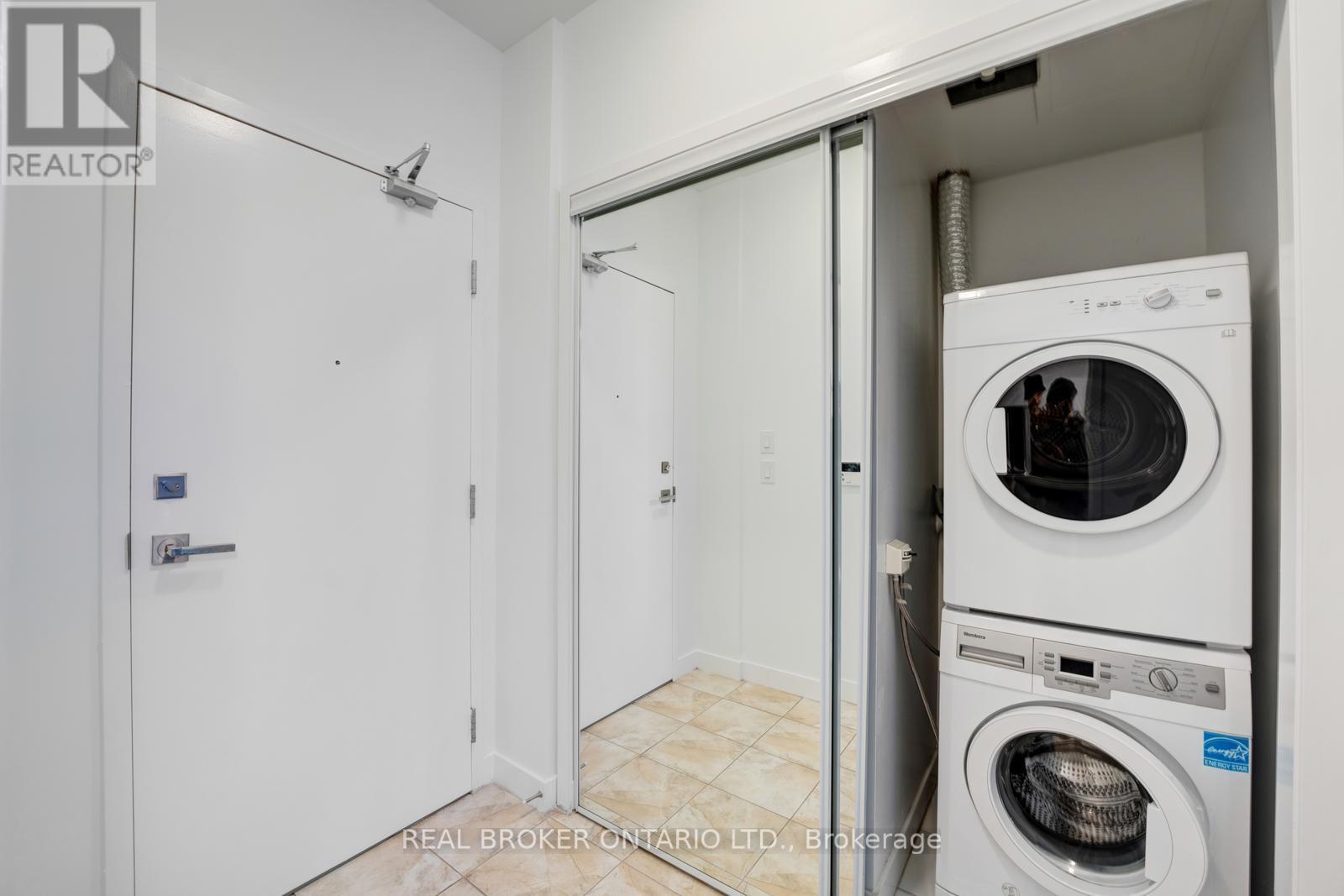 Photo 33 of 1806 14 York Street, Toronto ON