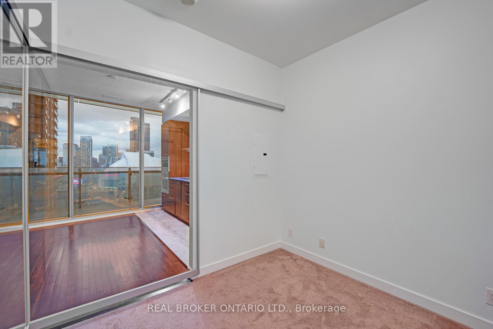 Photo 12 of 1806 14 York Street, Toronto ON