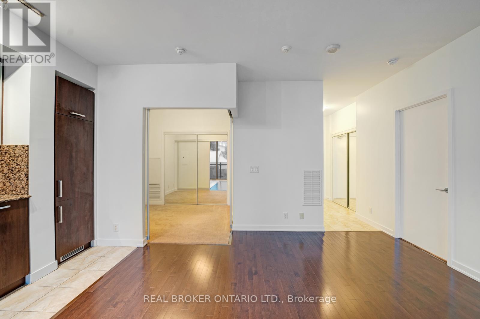 Photo 23 of 1806 14 York Street, Toronto ON