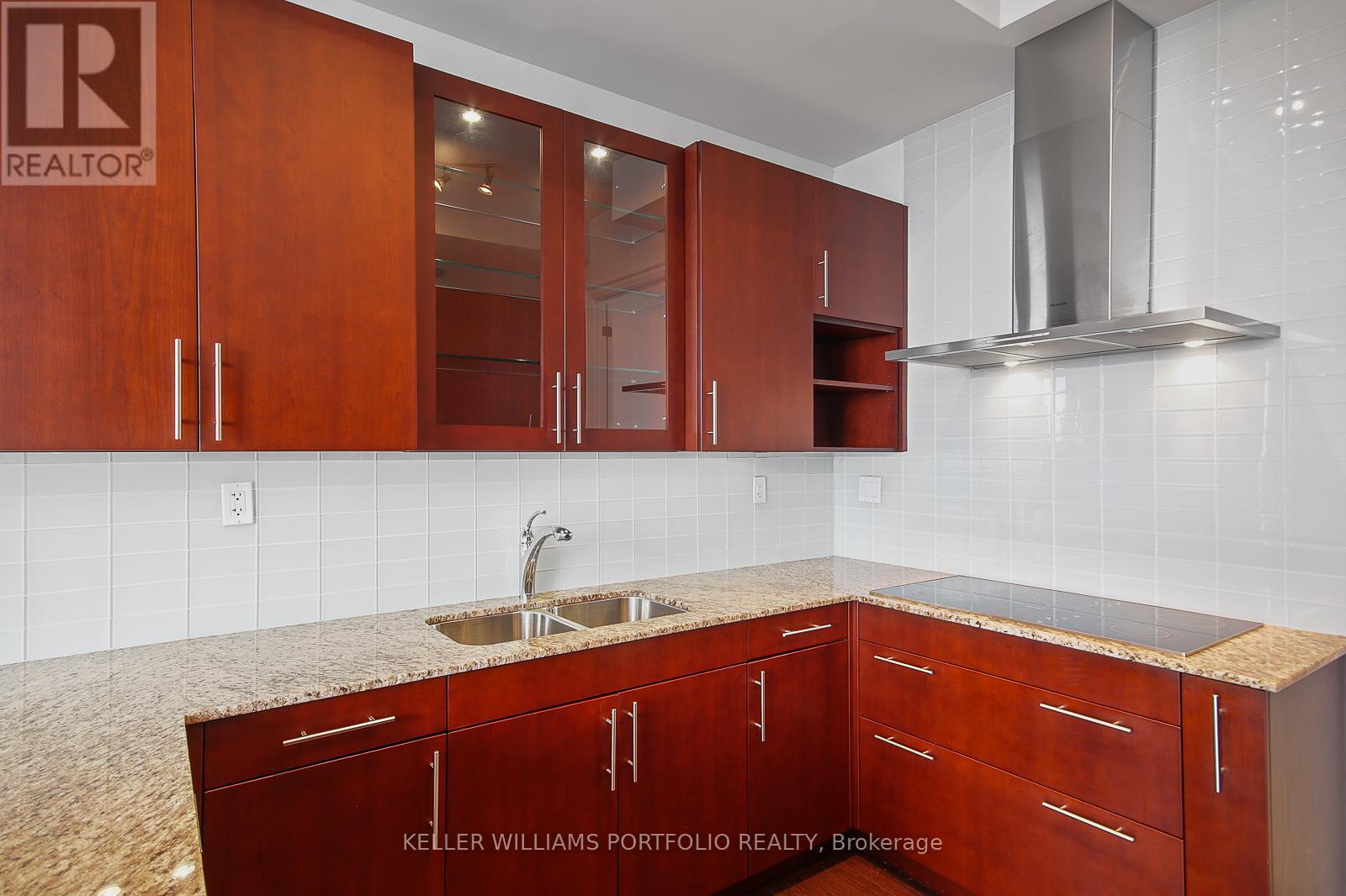 Photo 25 of 2703 1 Bedford Road, Toronto ON