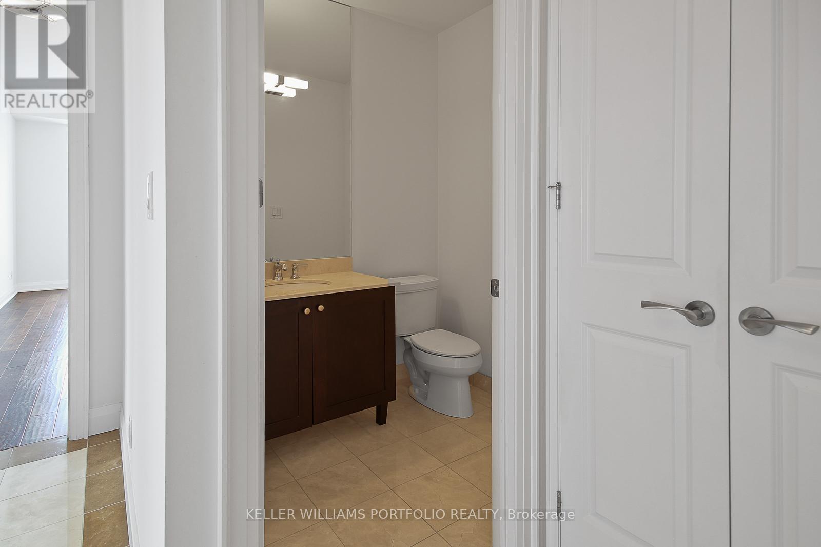 Photo 22 of 2703 1 Bedford Road, Toronto ON