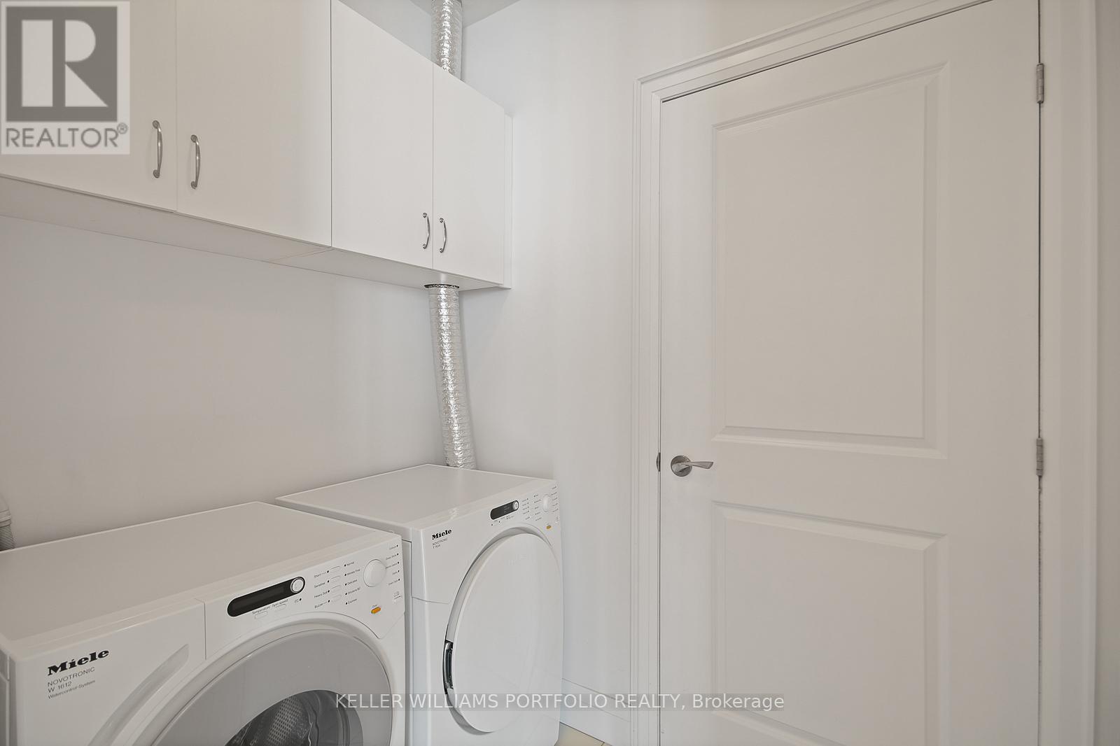 Photo 18 of 2703 1 Bedford Road, Toronto ON