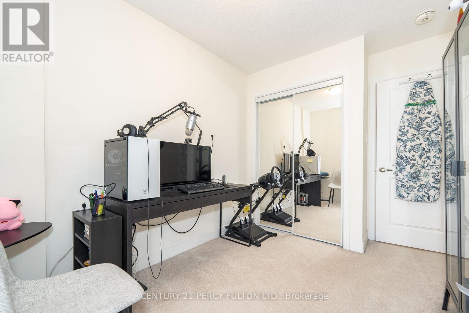 Photo 33 of 26 Pallock Hill Way, Whitby ON