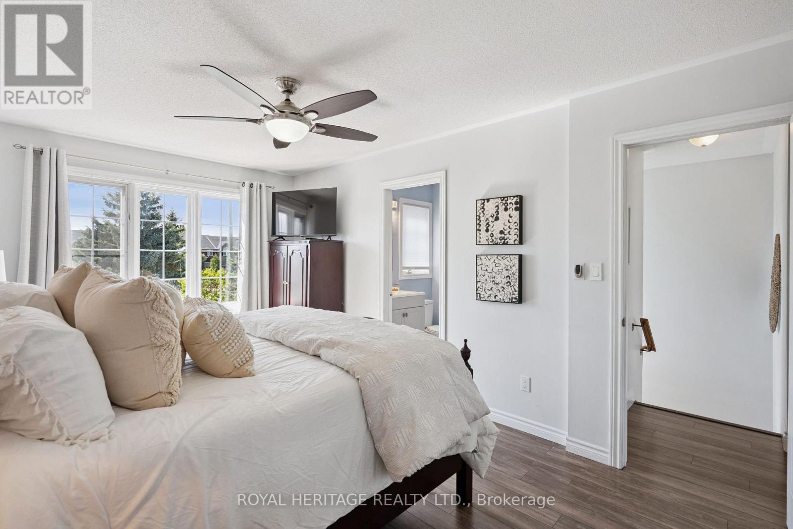 Photo 12 of 96 Wilkins Crescent, Clarington ON