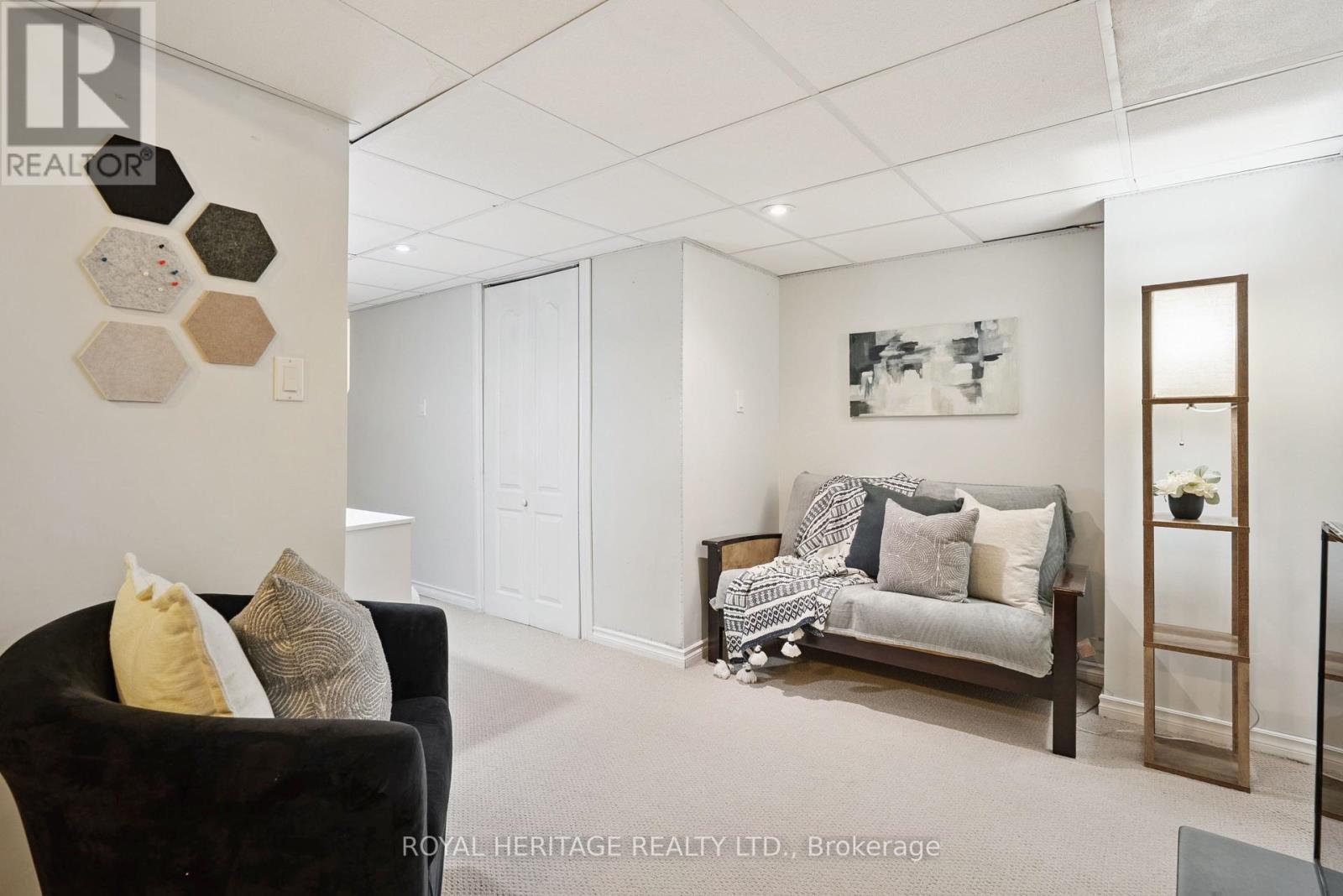 Photo 20 of 96 Wilkins Crescent, Clarington ON