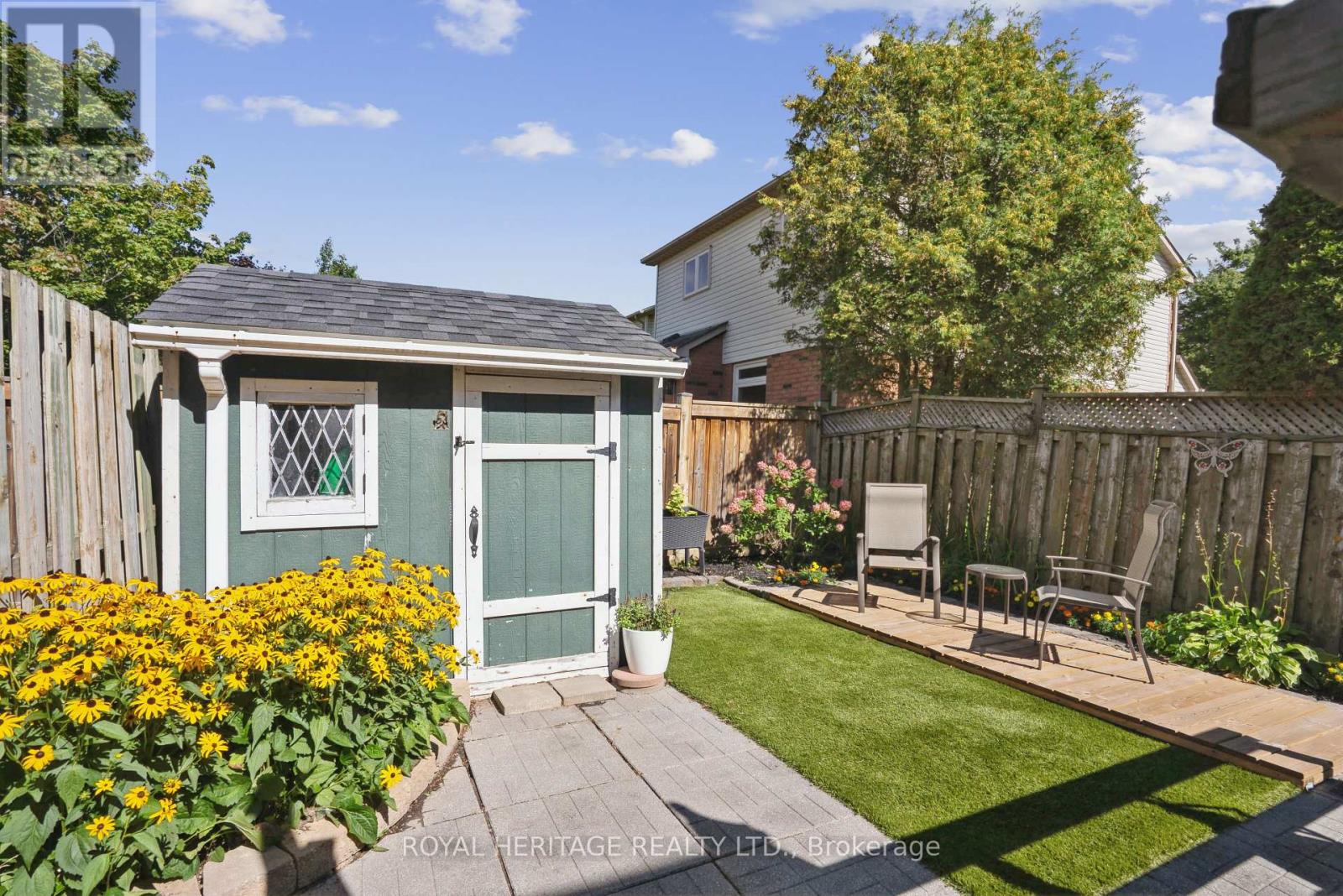 Photo 24 of 96 Wilkins Crescent, Clarington ON