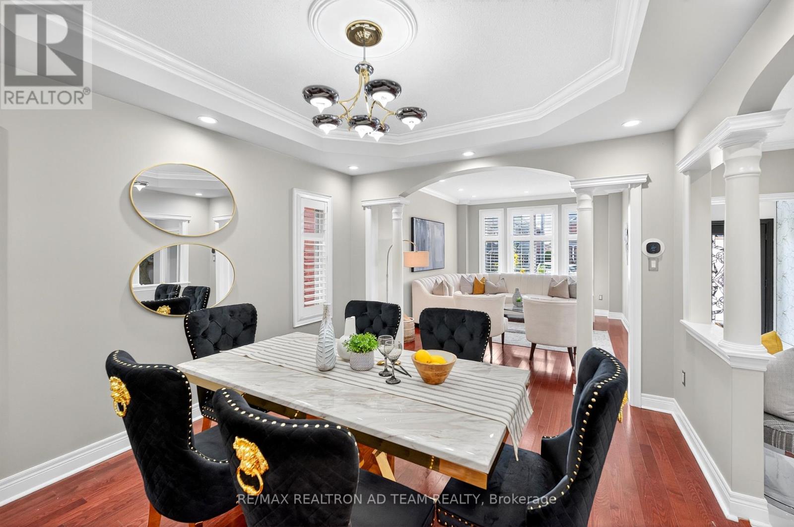 Photo 8 of 51 Winterton Way, Ajax ON