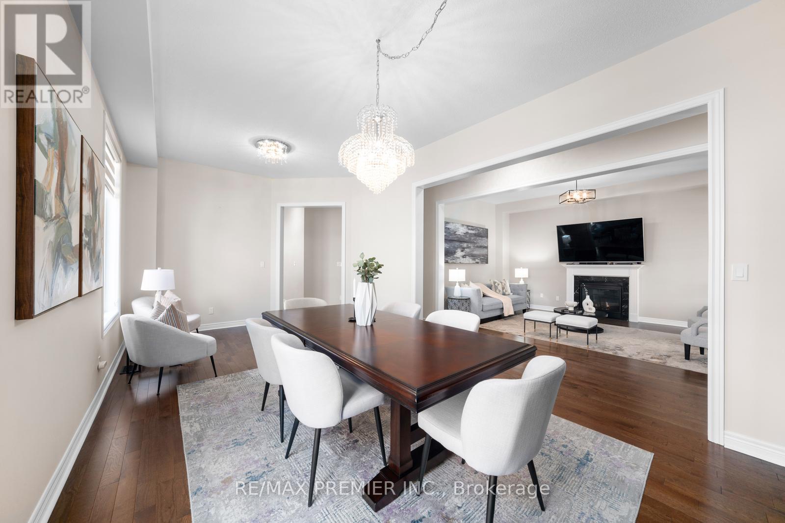 Photo 15 of 68 Inverness Way, Bradford West Gwillimbury ON