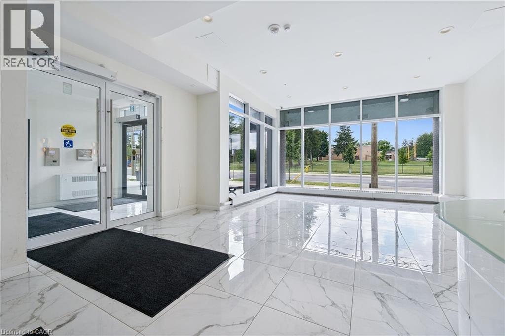 Photo 8 of 128 King Street N Unit 804, Waterloo ON