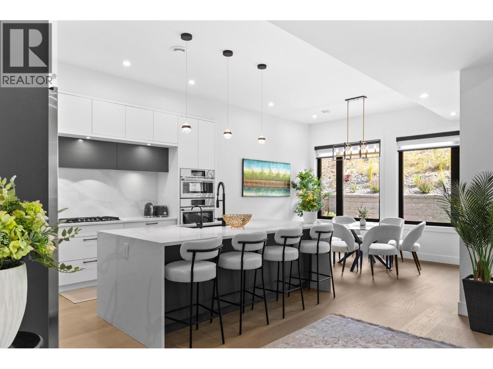 Photo 7 of 437 Vision Court, Kelowna BC
