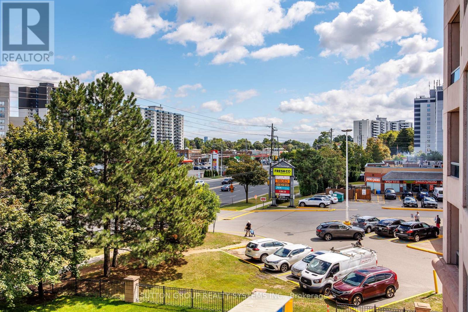 Photo 28 of 302 1 Cordoba Drive, Vaughan ON