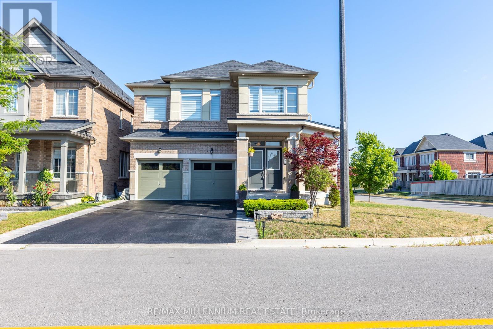 Photo 32 of 40 Frederick Pearson Street, East Gwillimbury ON