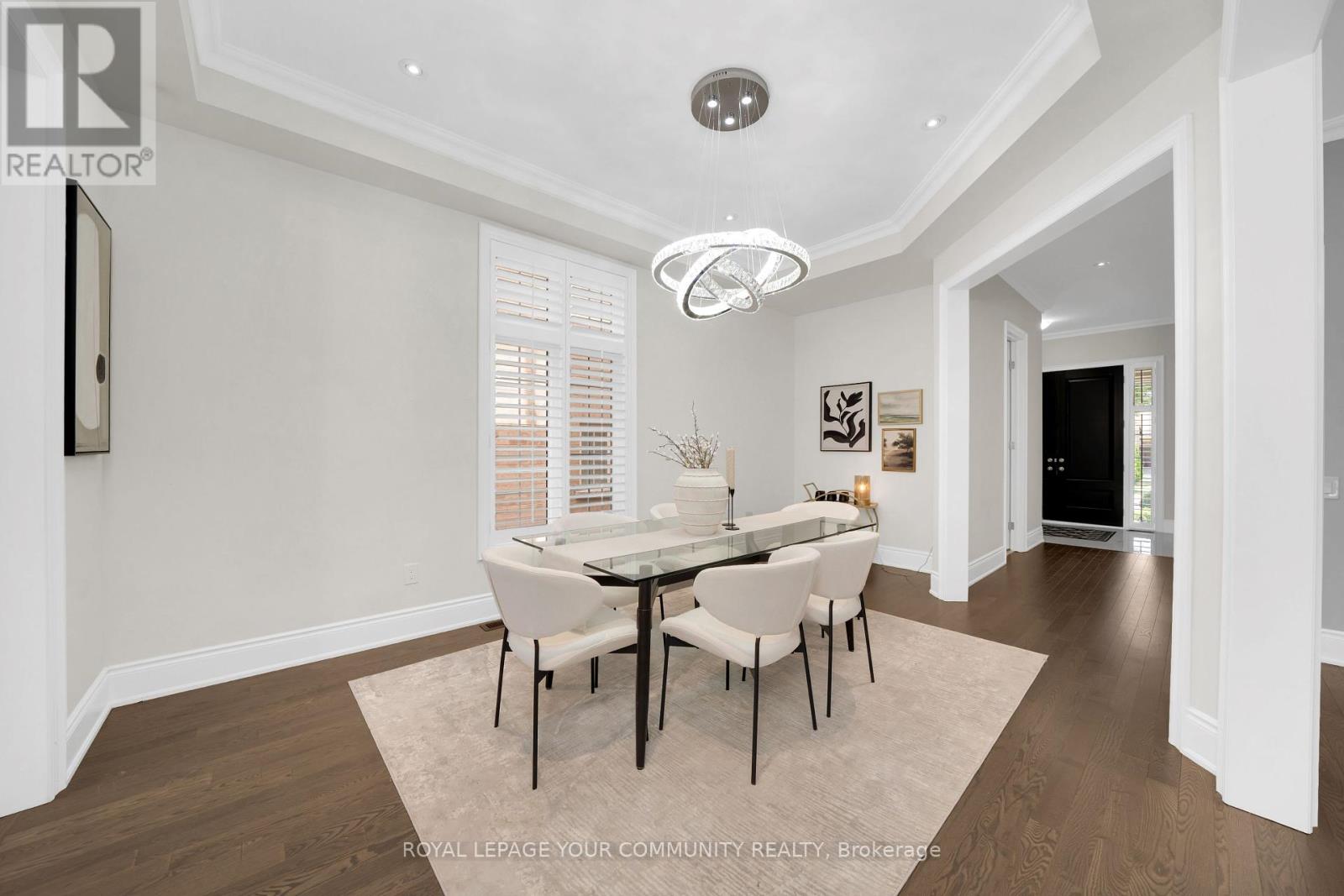 Photo 12 of 61 Ross Vennare Crescent, Vaughan ON