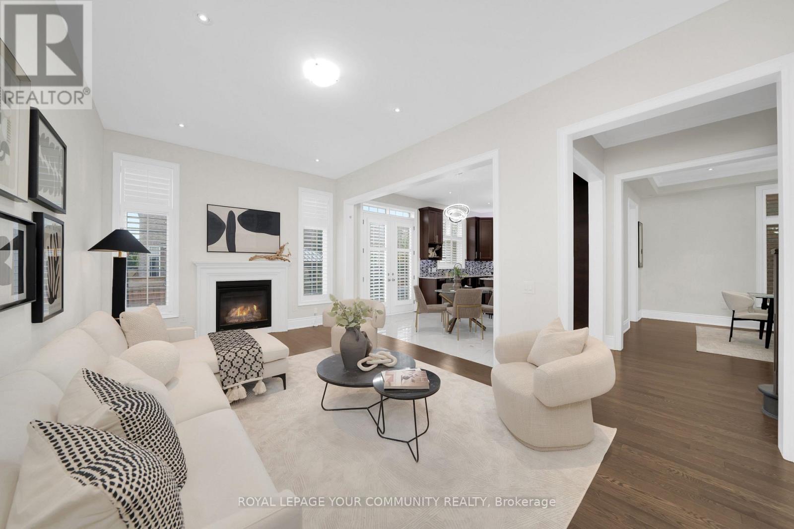 Photo 23 of 61 Ross Vennare Crescent, Vaughan ON