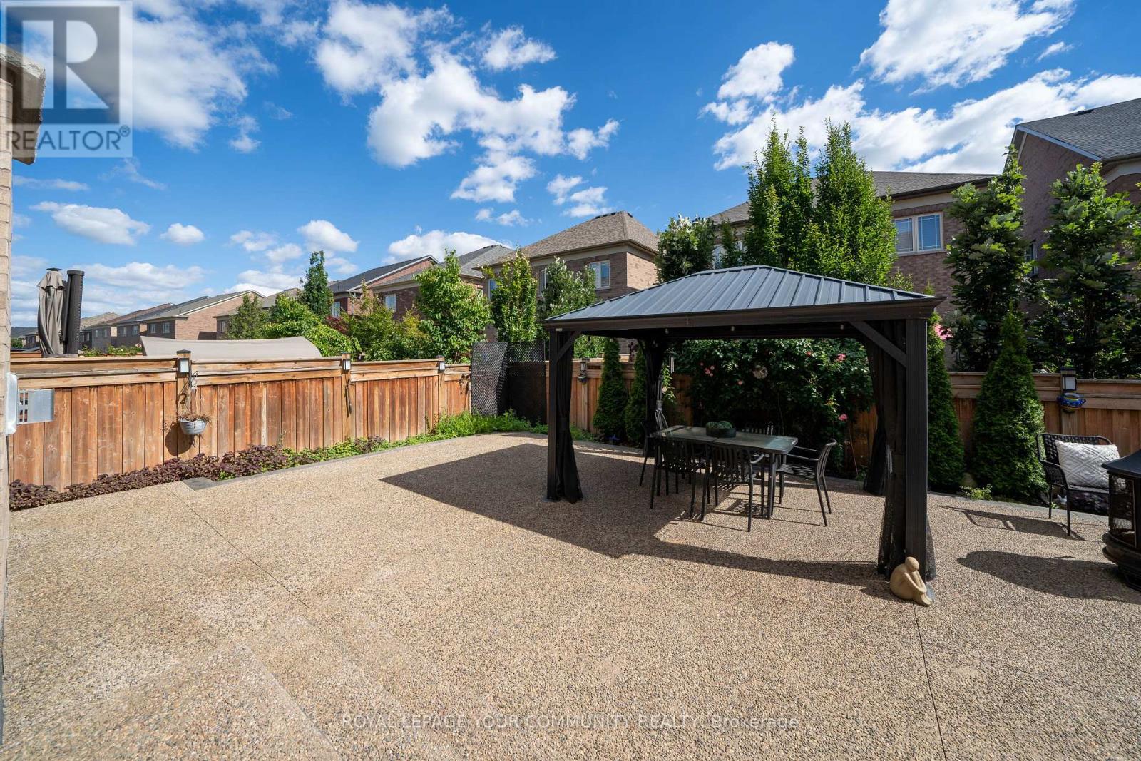 Photo 39 of 61 Ross Vennare Crescent, Vaughan ON