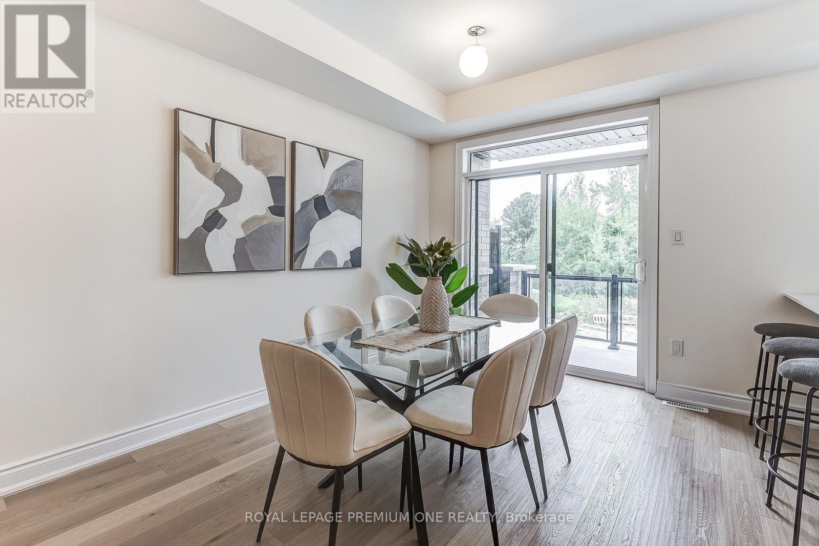 Photo 38 of 110 Thule Street, Vaughan ON