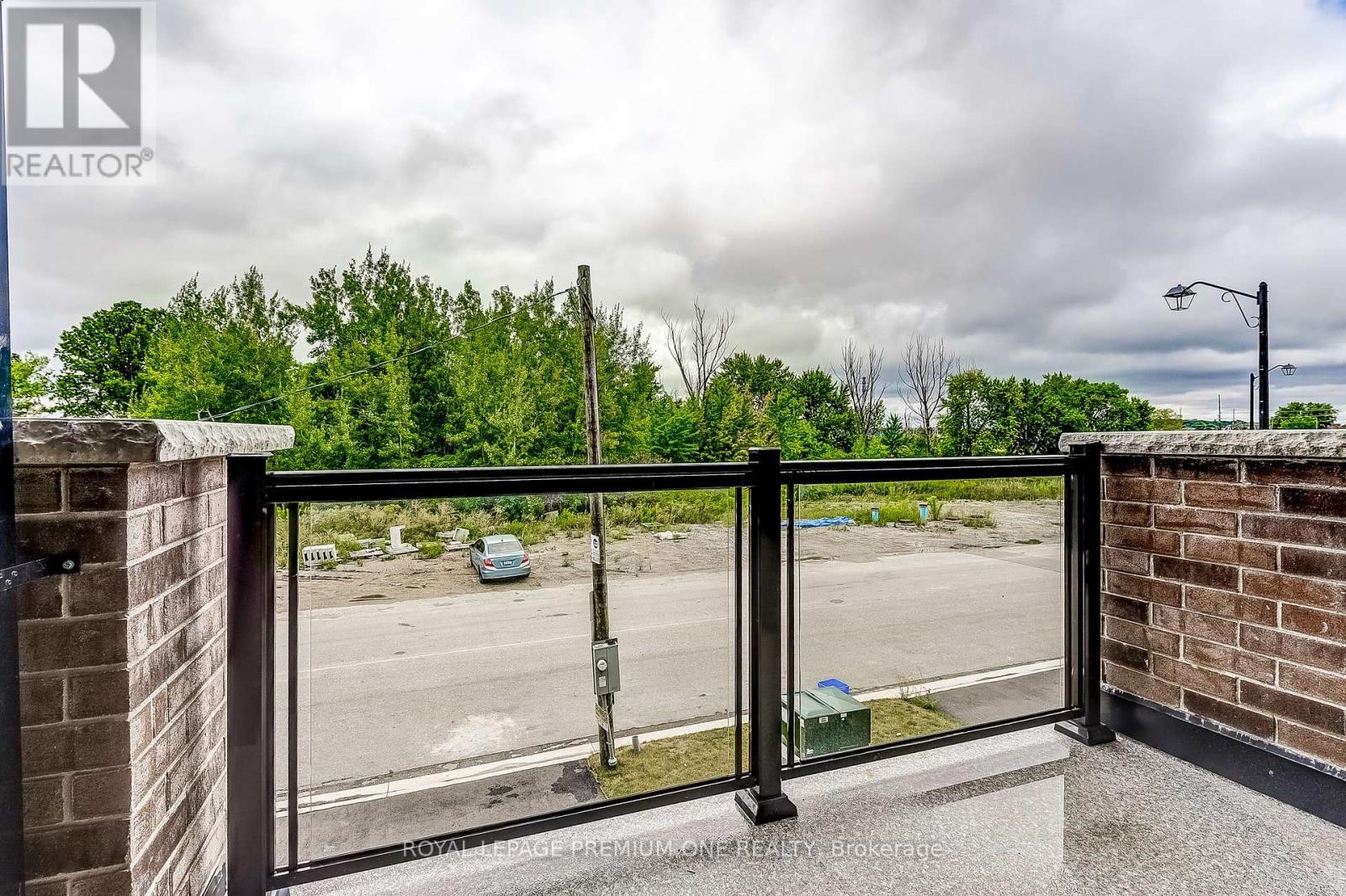 Photo 19 of 110 Thule Street, Vaughan ON
