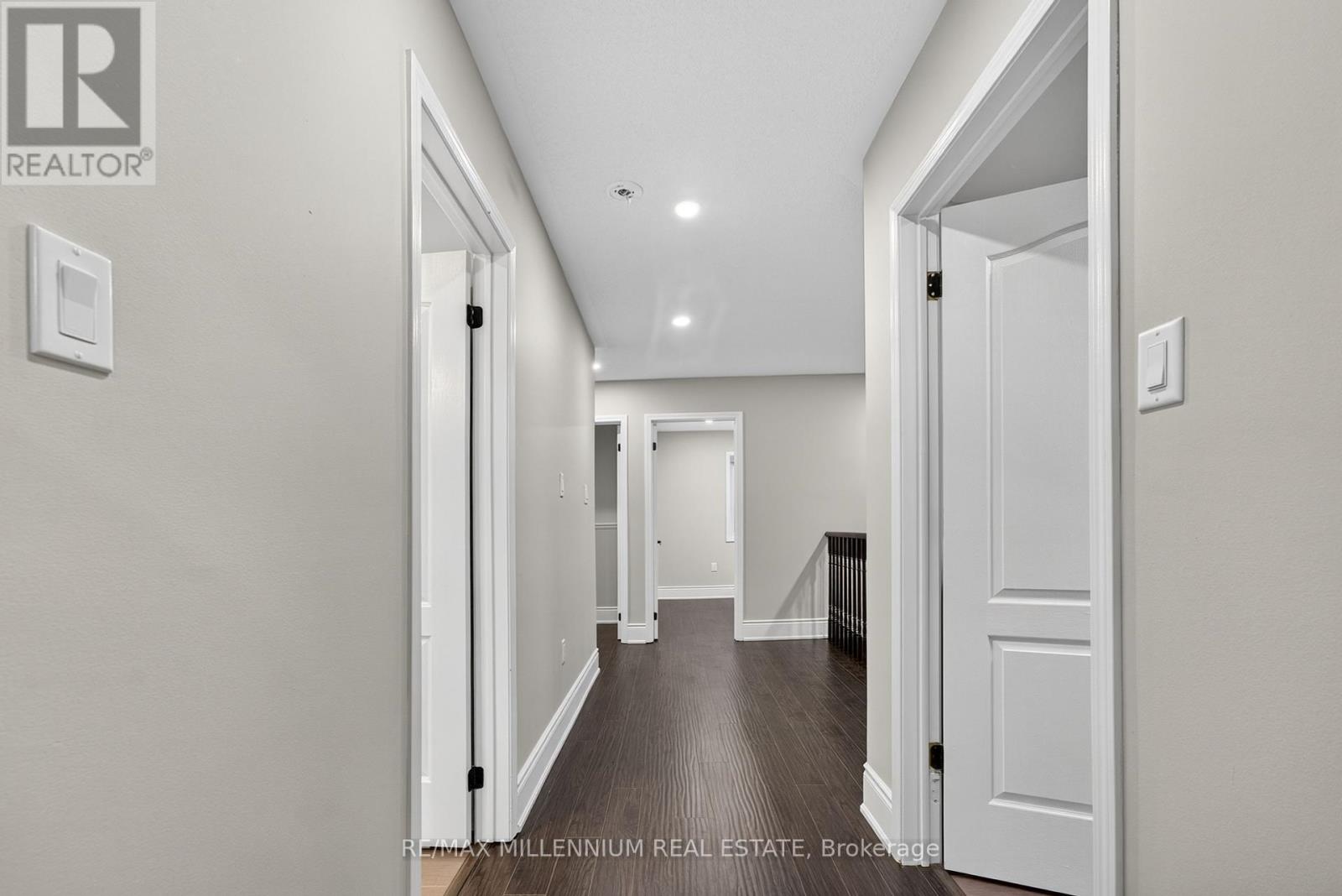 Photo 27 of 66 Armstrong Crescent, Bradford West Gwillimbury ON