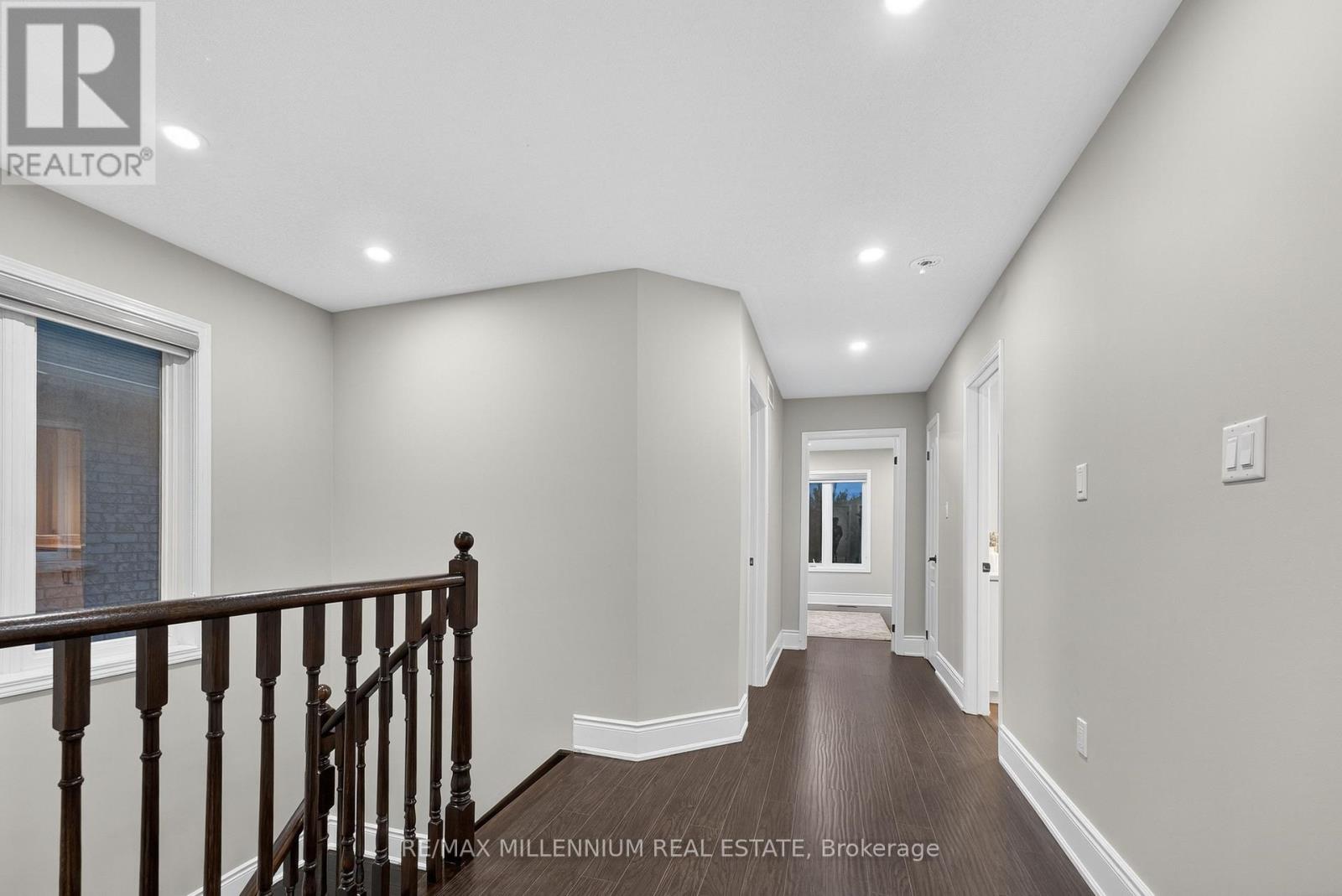 Photo 37 of 66 Armstrong Crescent, Bradford West Gwillimbury ON