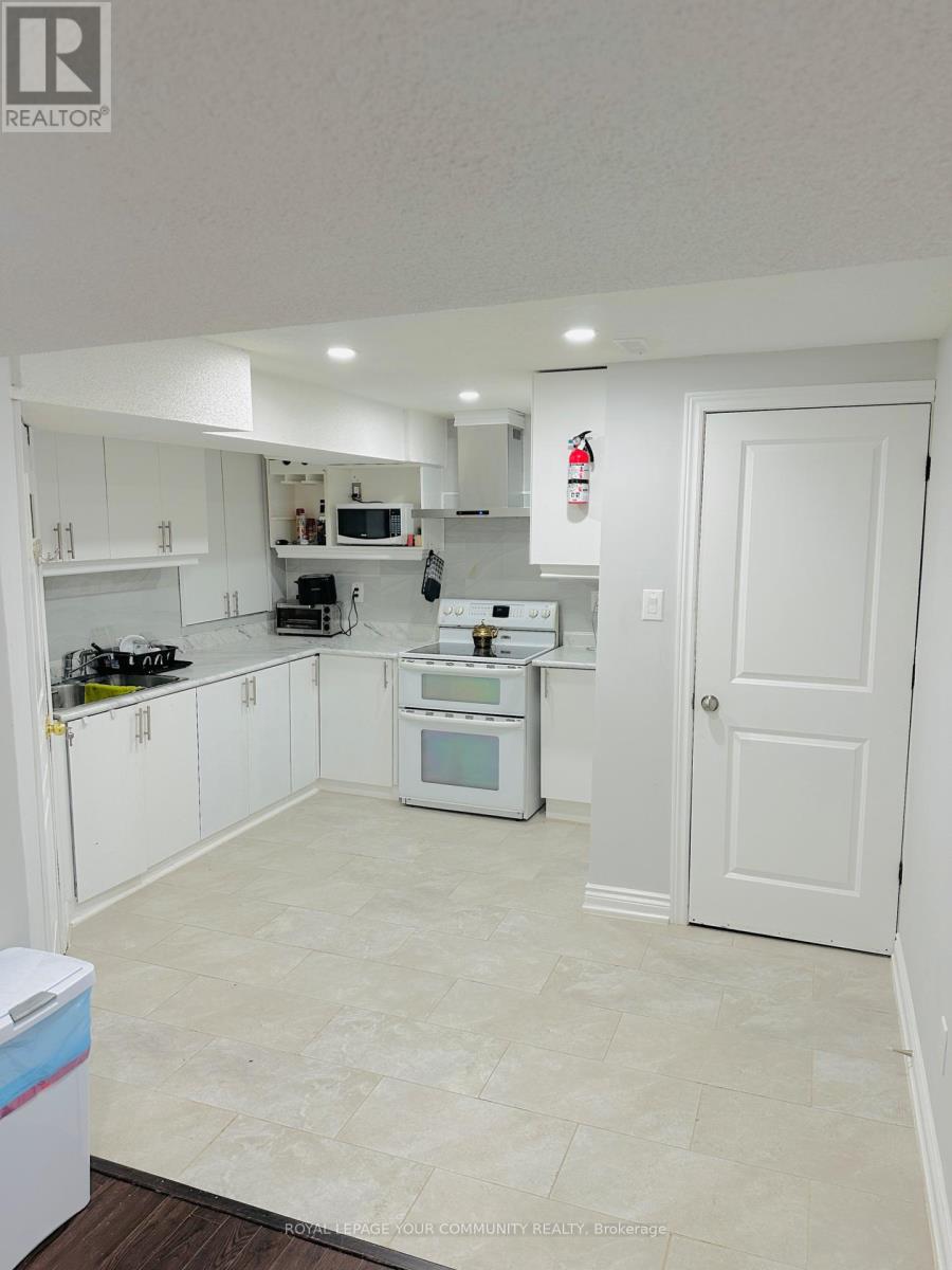 Photo 3 of Basement 132 Dolce Crescent, Vaughan ON