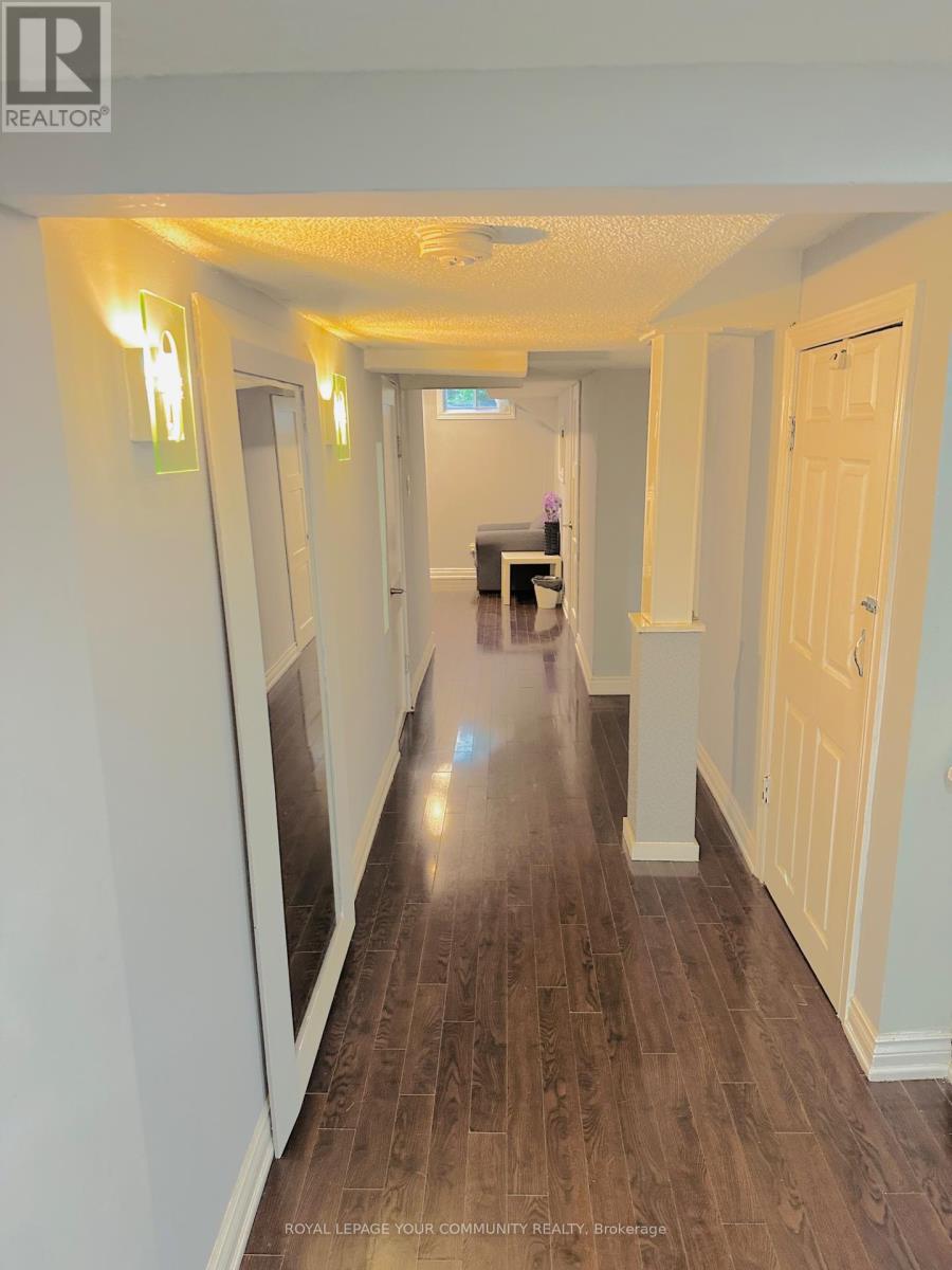 Photo 8 of Basement 132 Dolce Crescent, Vaughan ON