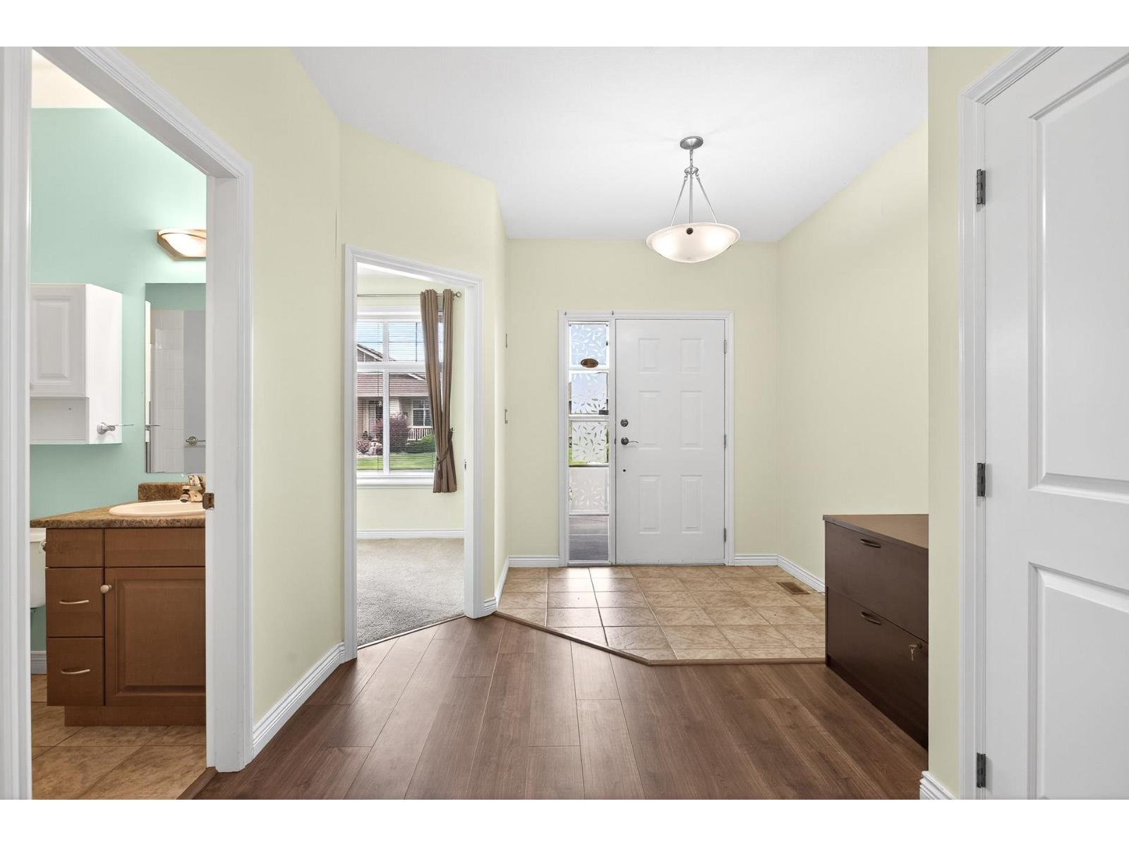 Photo 20 of 6000 Hunter Creek Crescent Sardis South, Chilliwack BC