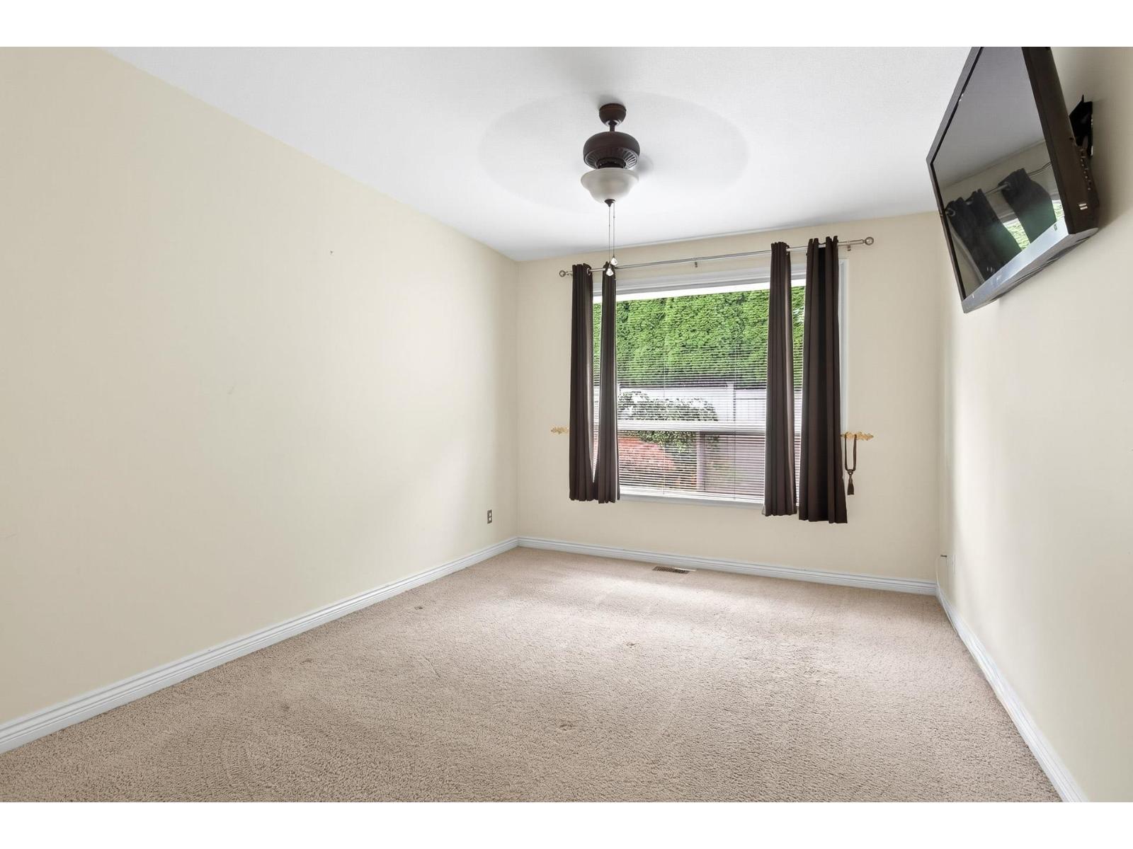 Photo 18 of 6000 Hunter Creek Crescent Sardis South, Chilliwack BC