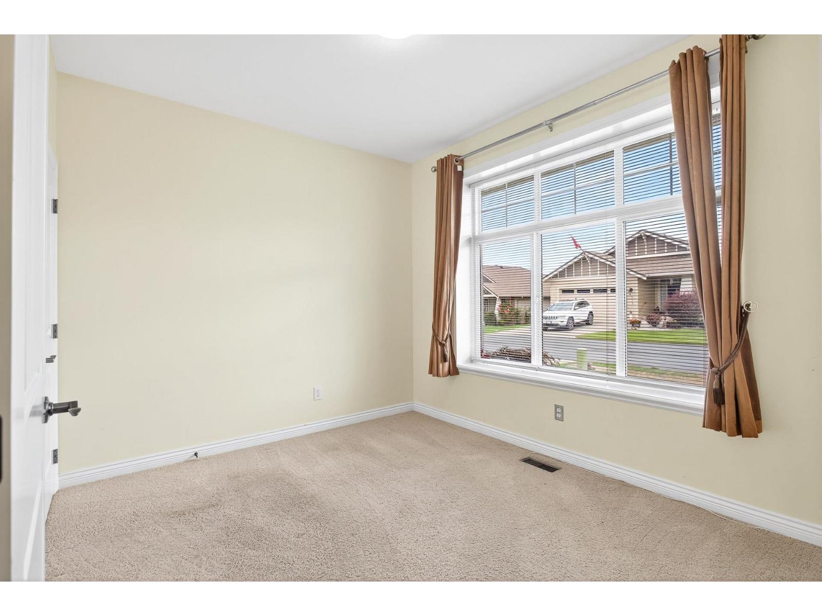 Photo 17 of 6000 Hunter Creek Crescent Sardis South, Chilliwack BC
