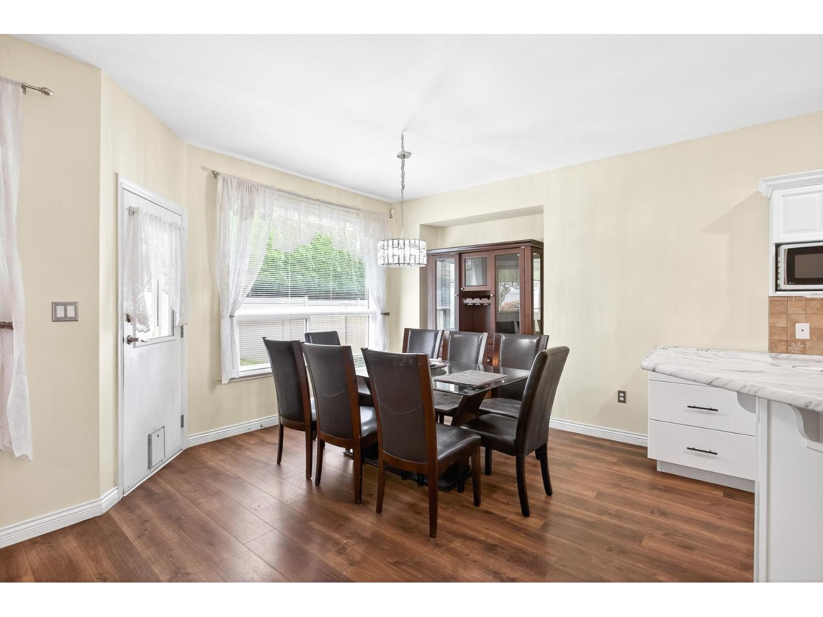 Photo 11 of 6000 Hunter Creek Crescent Sardis South, Chilliwack BC