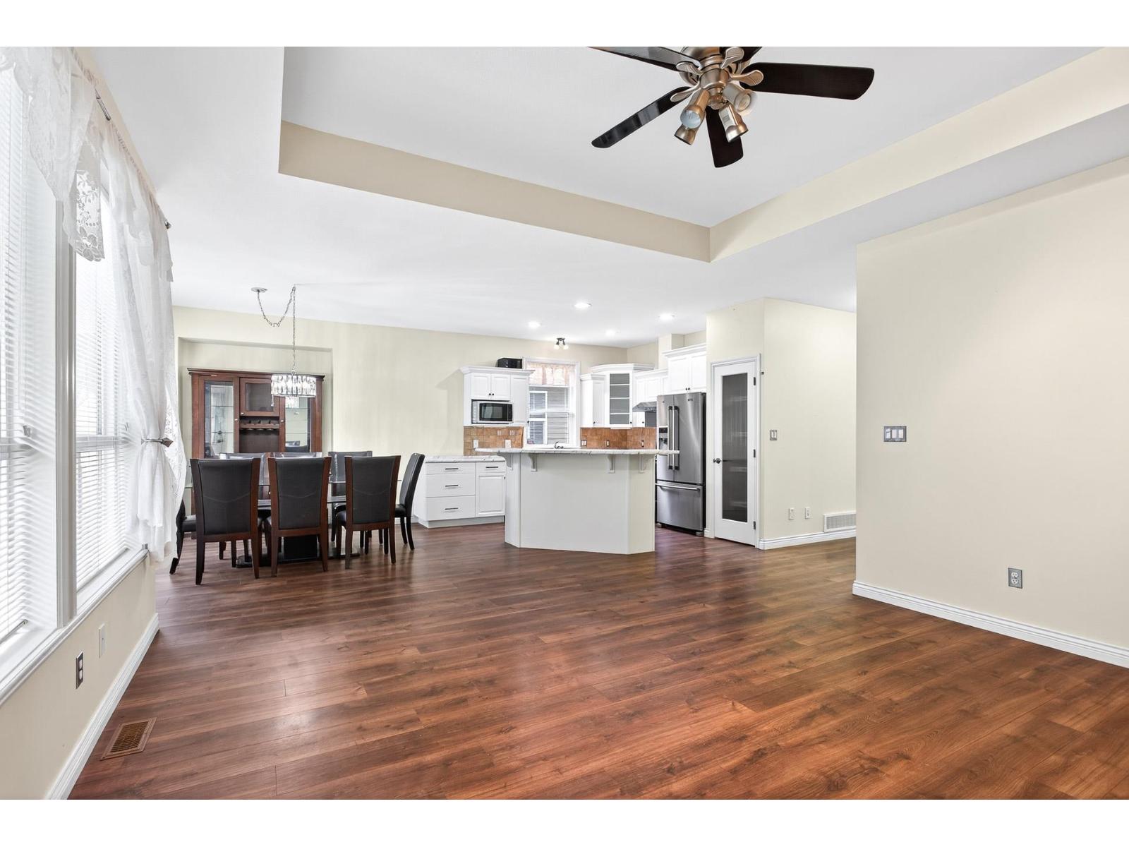 Photo 12 of 6000 Hunter Creek Crescent Sardis South, Chilliwack BC