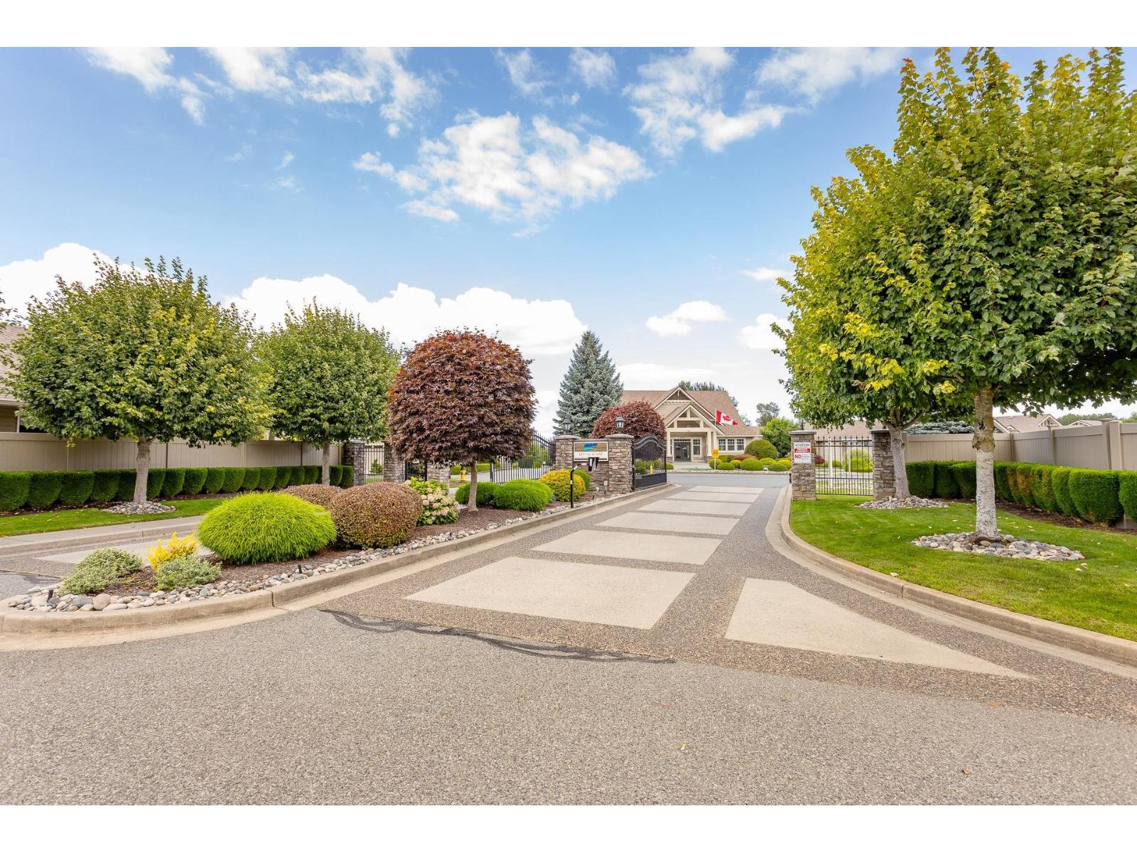 Photo 30 of 6000 Hunter Creek Crescent Sardis South, Chilliwack BC