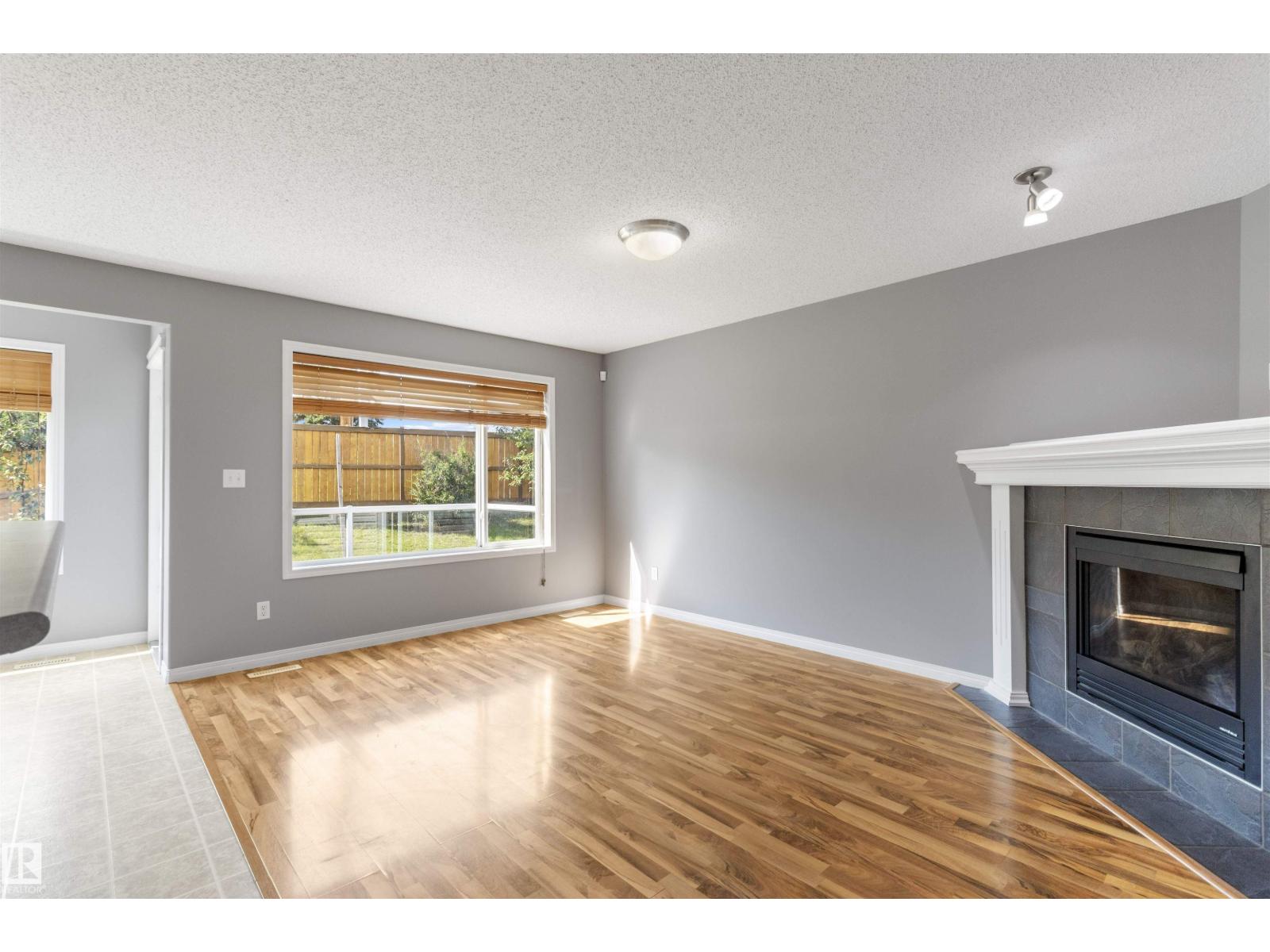 Photo 6 of 367 Summerton Cr, Sherwood Park AB