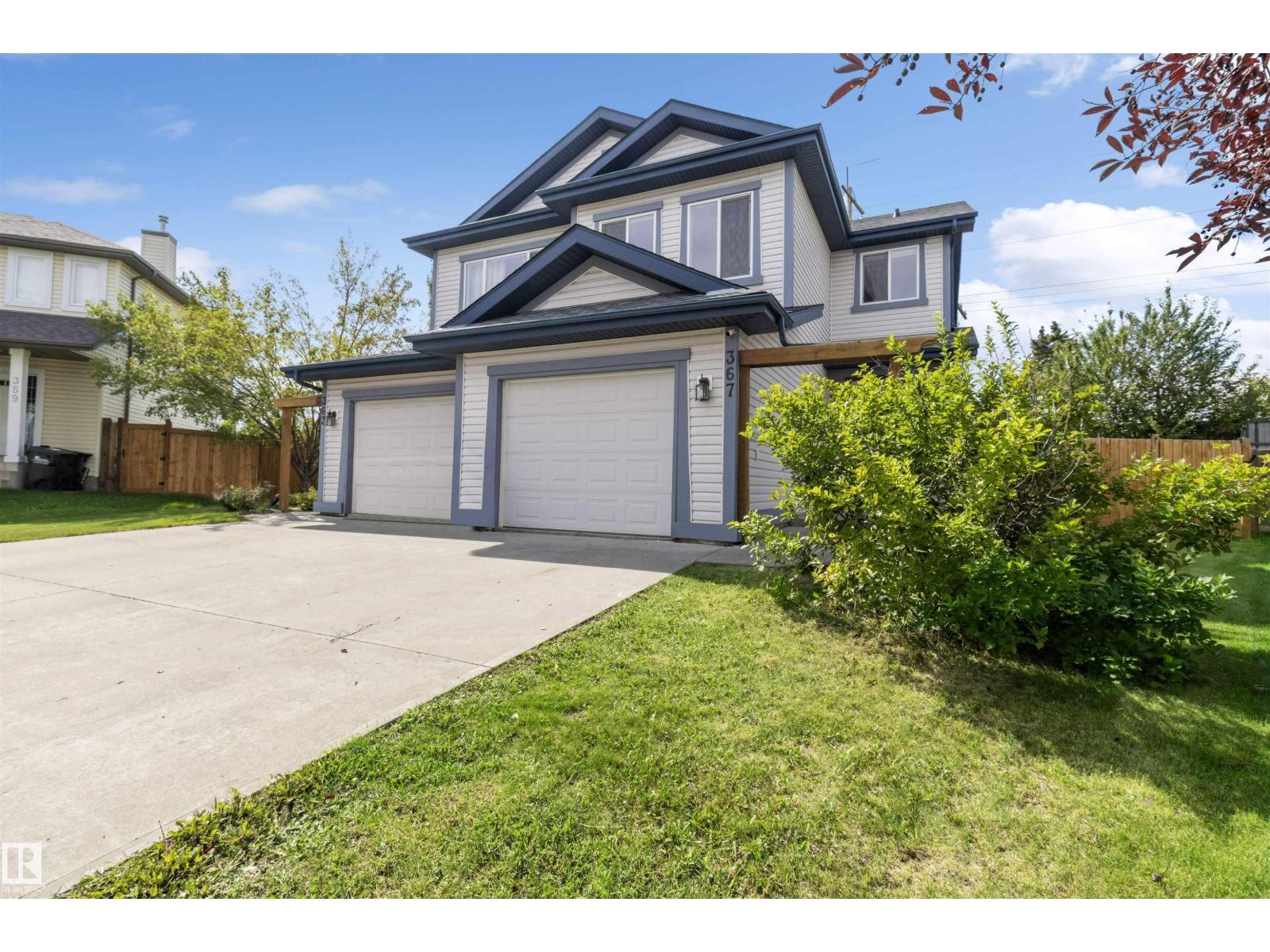 Photo 2 of 367 Summerton Cr, Sherwood Park AB