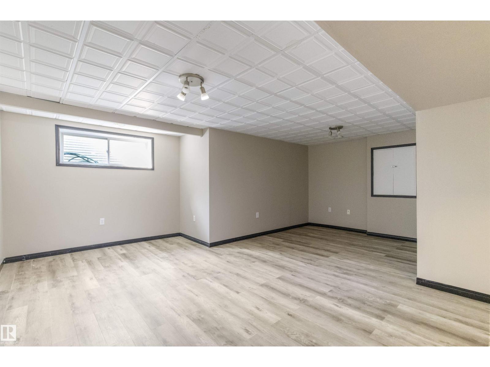 Photo 34 of 367 Summerton Cr, Sherwood Park AB