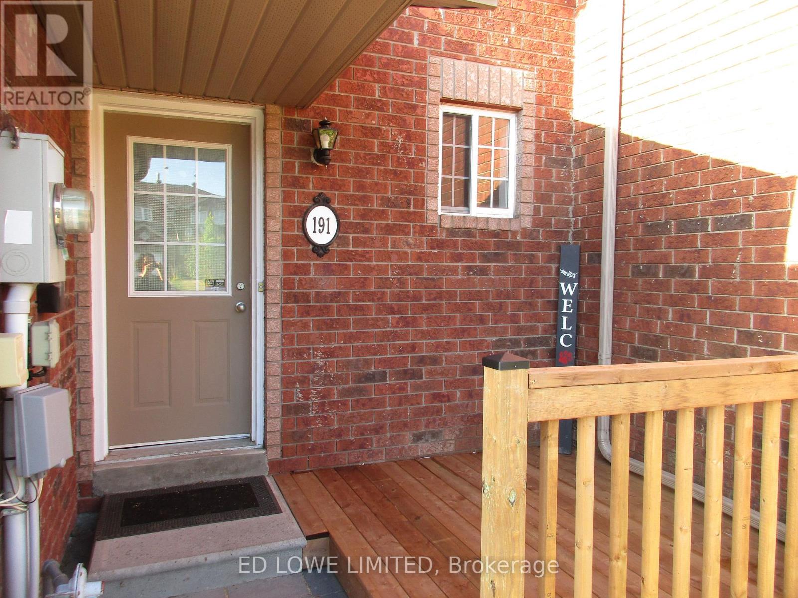 Photo 5 of 191 Dunsmore Lane, Barrie ON