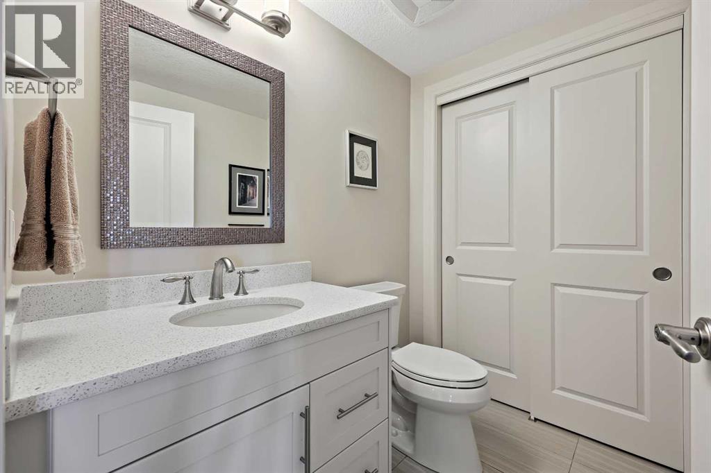 Single Family House for Sale in   Fish Creek Boulevard SW Evergreen Calgary 