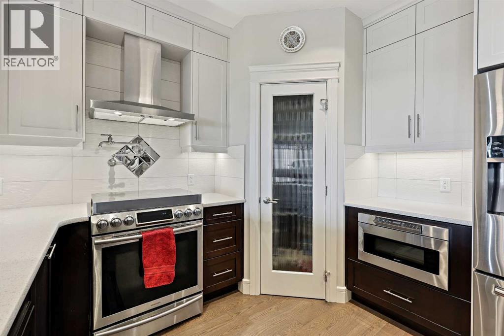 Single Family House for Sale in   Fish Creek Boulevard SW Evergreen Calgary 
