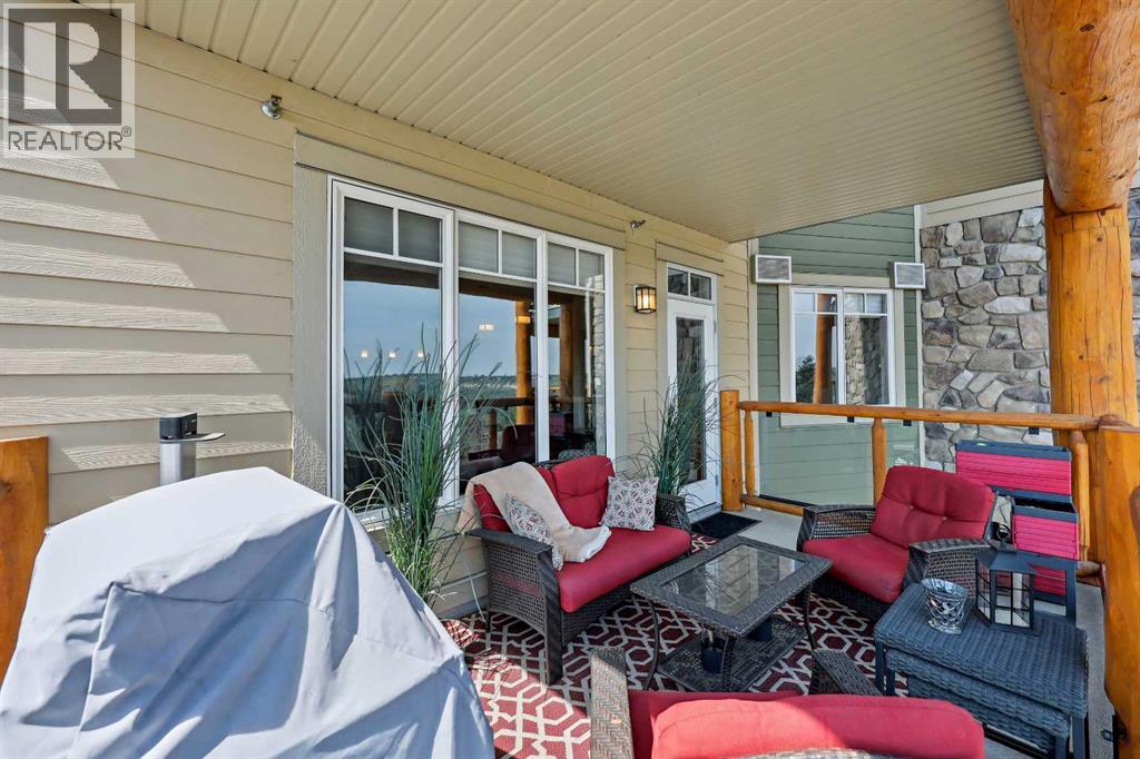 Single Family House for Sale in   Fish Creek Boulevard SW Evergreen Calgary 