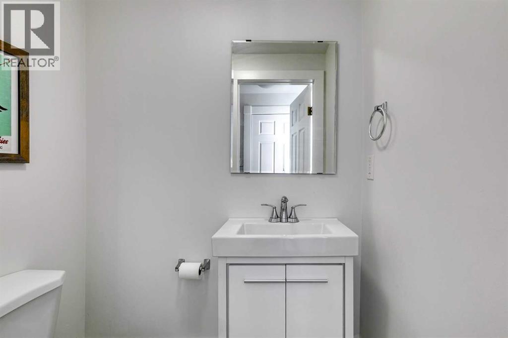 Single Family House for Sale in   Avenue SW Bankview Calgary 