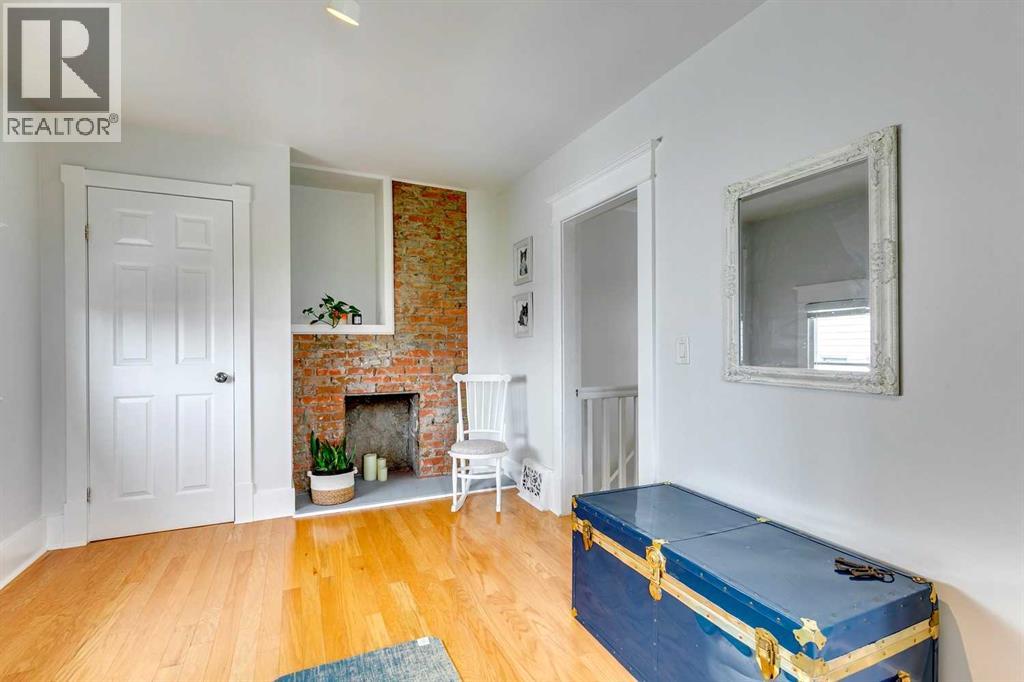 Single Family House for Sale in   Avenue SW Bankview Calgary 