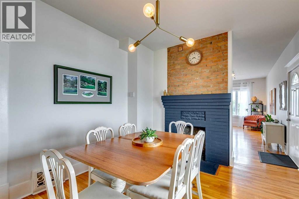 Single Family House for Sale in   Avenue SW Bankview Calgary 