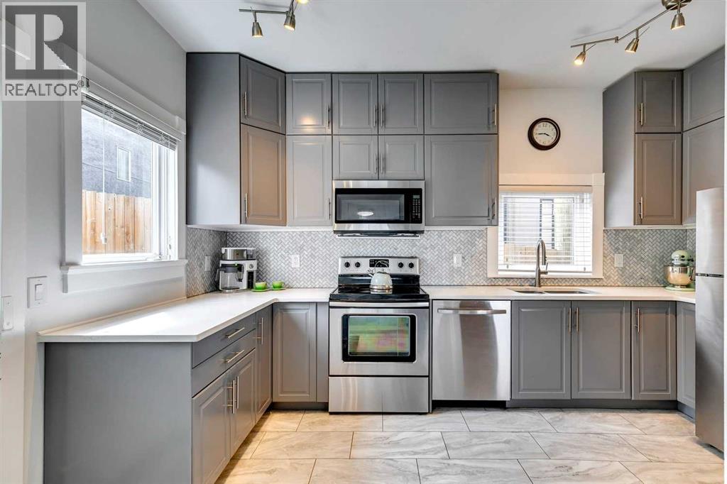 Single Family House for Sale in   Avenue SW Bankview Calgary 
